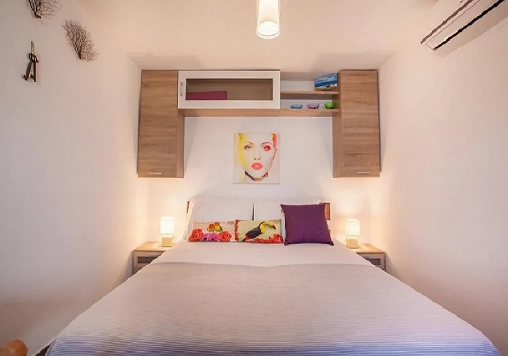 Honey Apartments 茨雷斯 克罗地亚